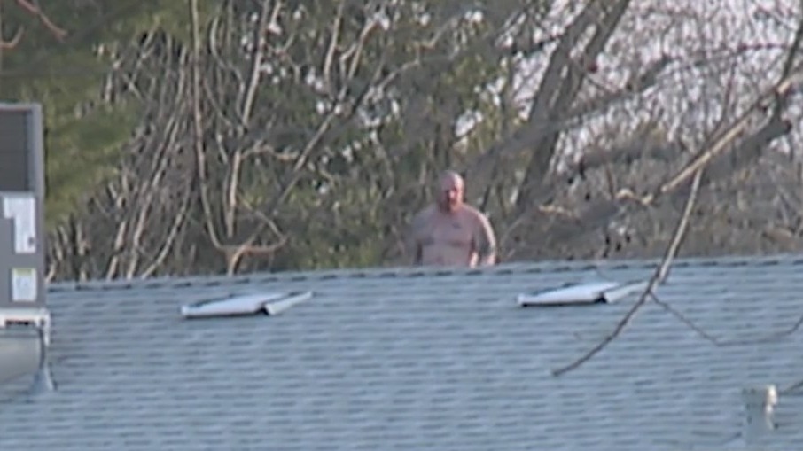 Woodland man arrested from roof after police standoff – FOX40 News