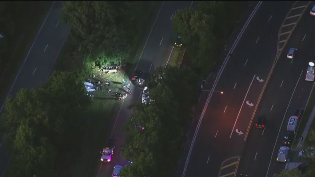 Multiple people killed in van crash on Palisades Parkway in NJ PIX11