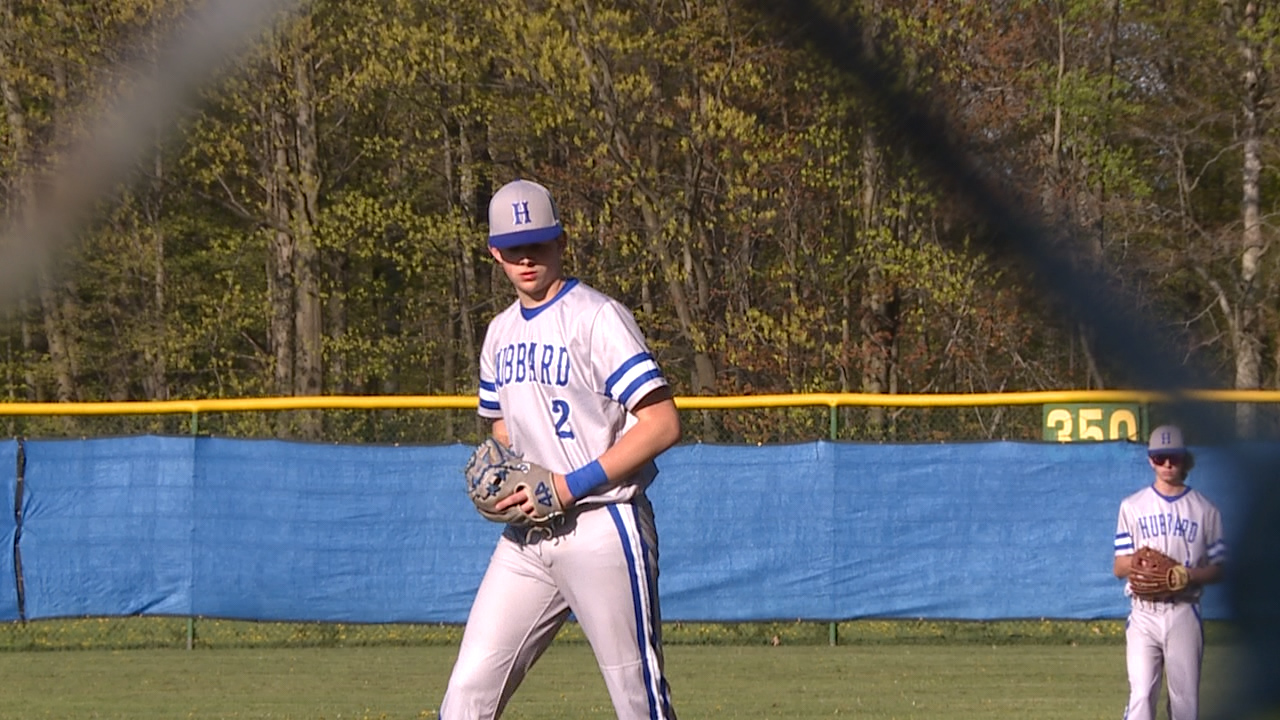 Hubbard baseball snaps long Lakeview win streak