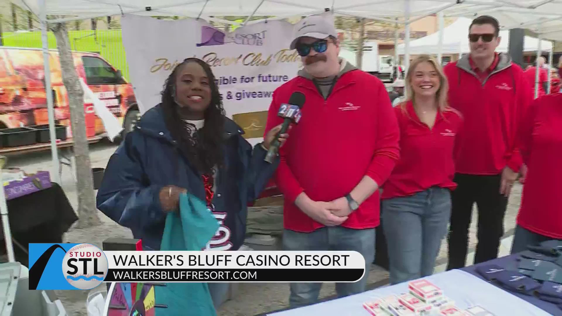 Walker’s Bluff Casino Resort offers fantastic food and live