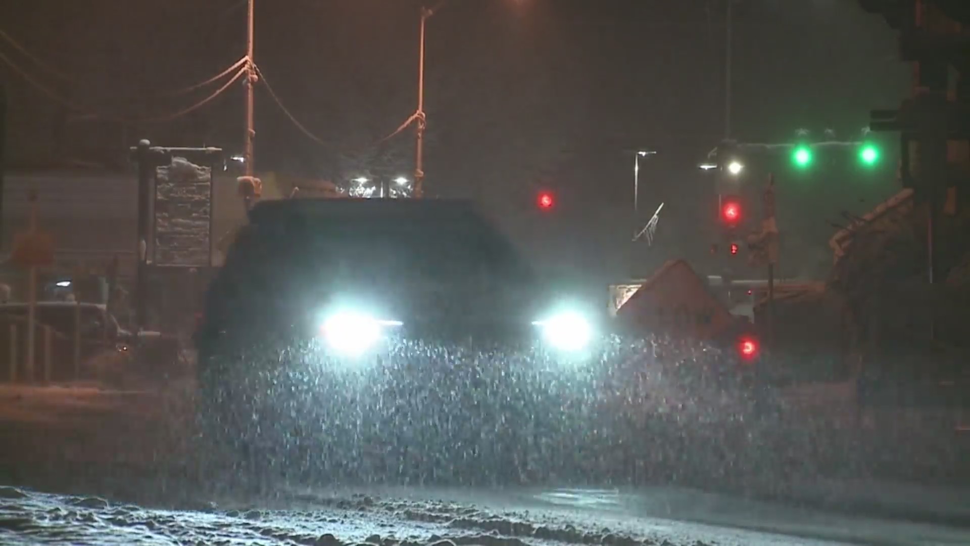 I-70 slick as snow hits Colorado high country – FOX31 Denver