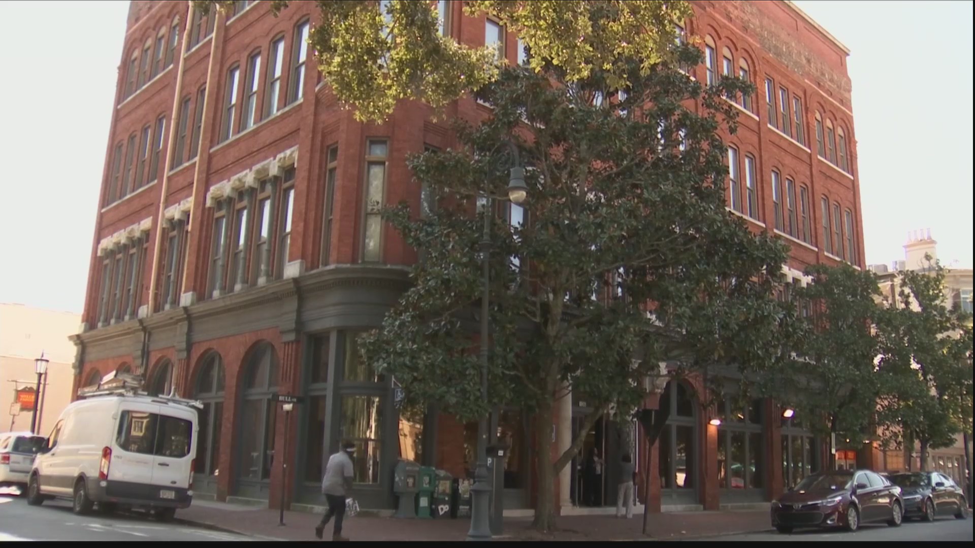 Downtown Savannah bank robbed Thursday morning WSAVTV