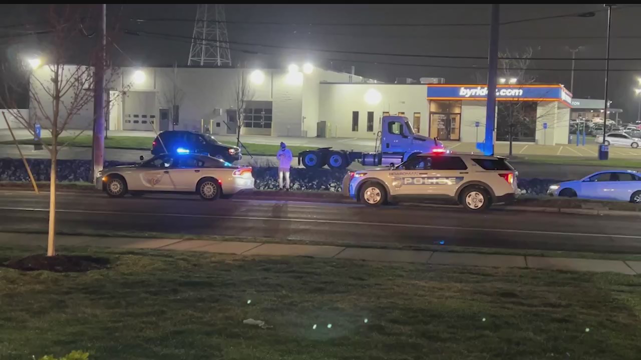 Woman arrested for DUI after getting car stuck on train tracks: OSHP ...