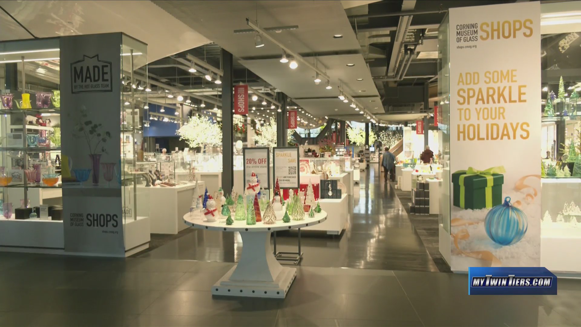 Corning Museum of Glass celebrates holiday season WETM