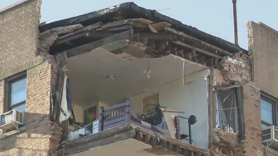 Building that collapsed in the Bronx had history of violations, pending ...
