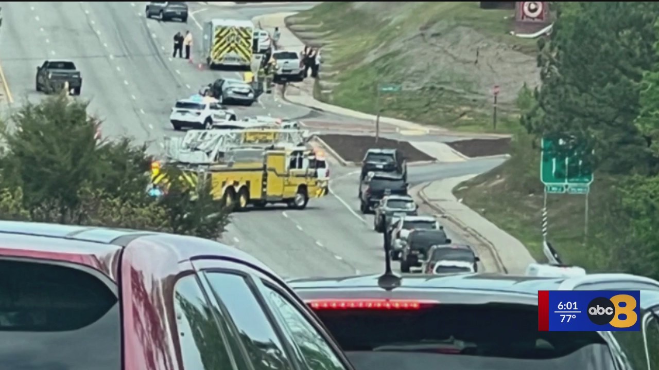 Police: Driver killed in Hull Street Road crash – WRIC ABC 8News