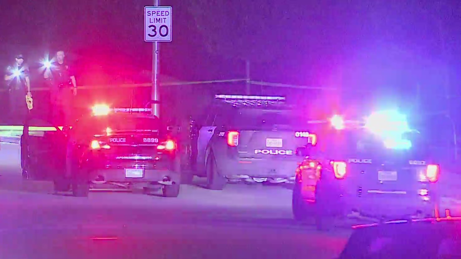 APD searching for suspects in deadly southeast Austin robbery – KXAN Austin