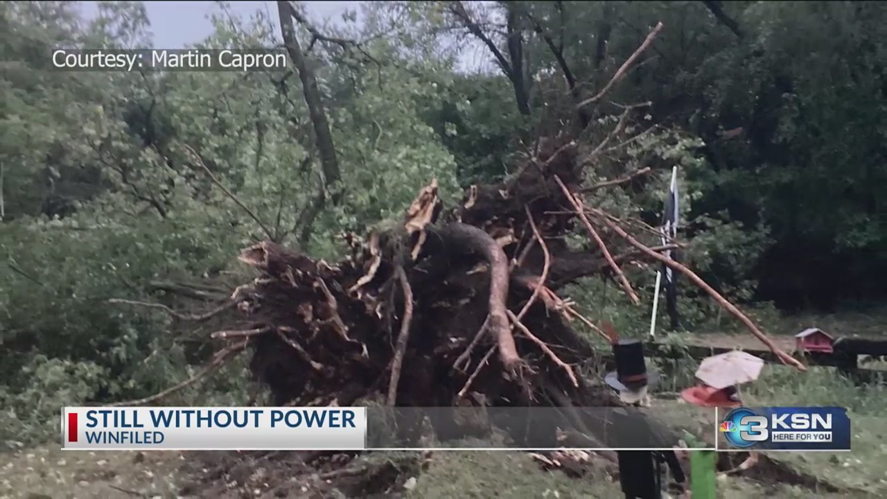 Storm reports; severe weather causes damage in Sumner, Cowley County