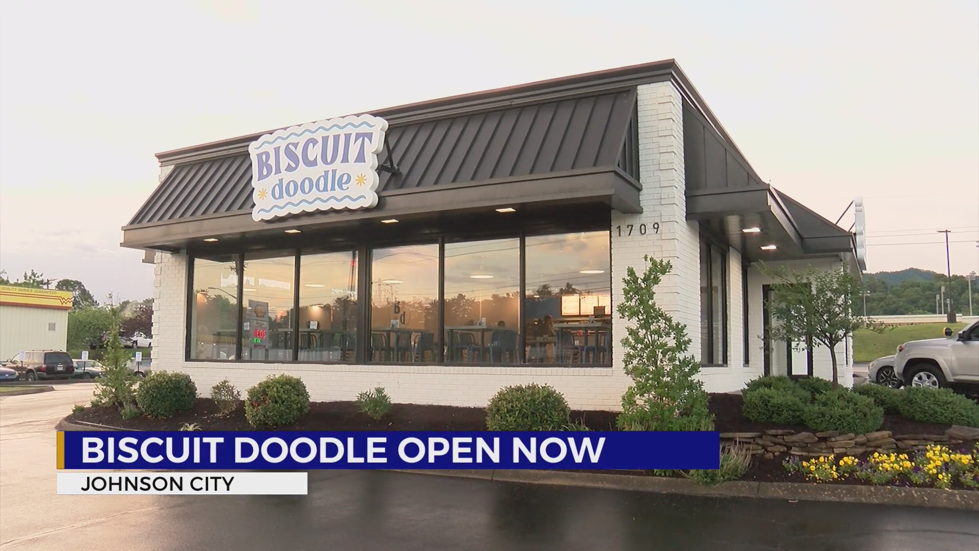 Biscuits, brunch, mimosas and more Biscuit Doodle opens in Johnson