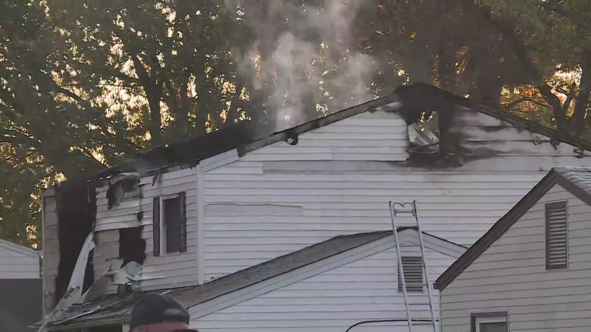 Crews respond to house fire in Hampton