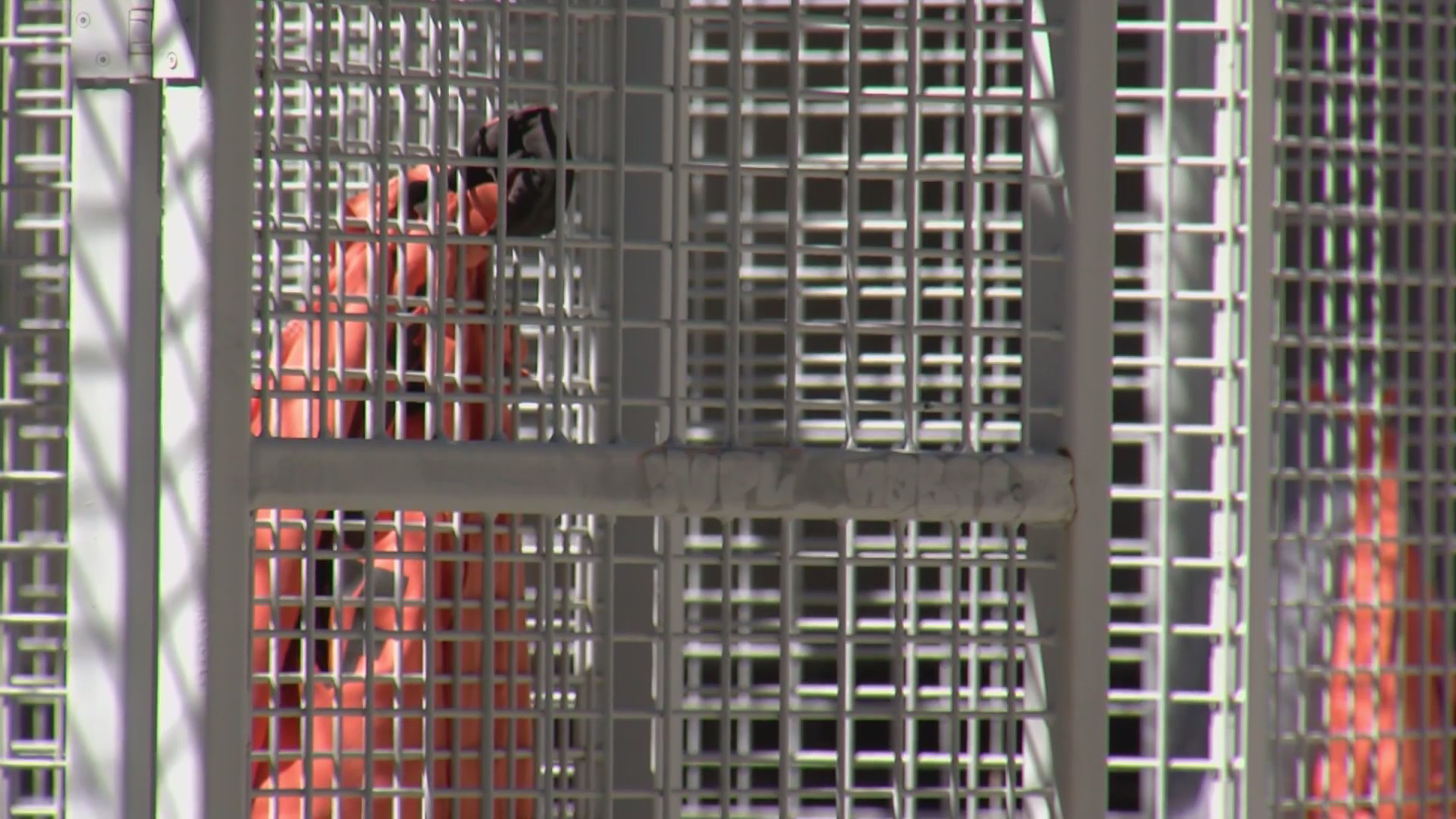 New Mexico bill aimed at keeping violent offenders in jail tabled
