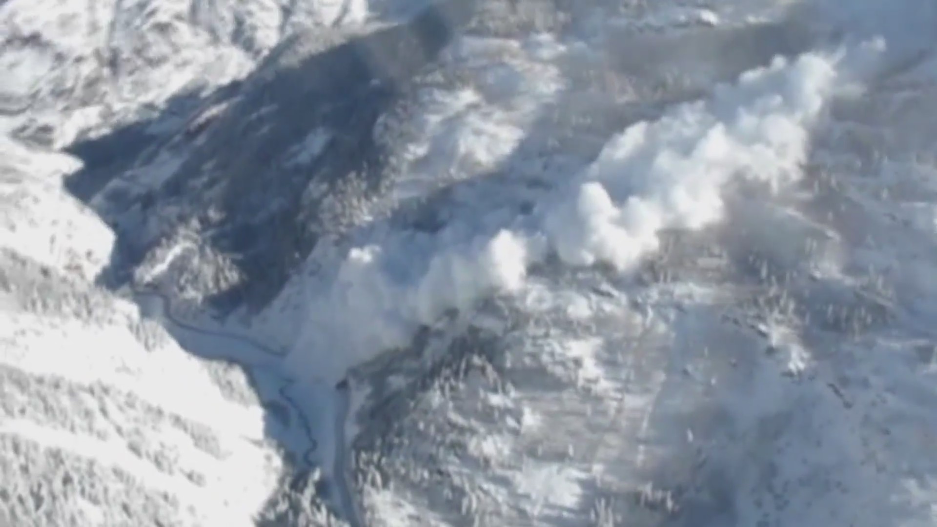 Rescue teams prepare as snow hits high country – FOX31 Denver
