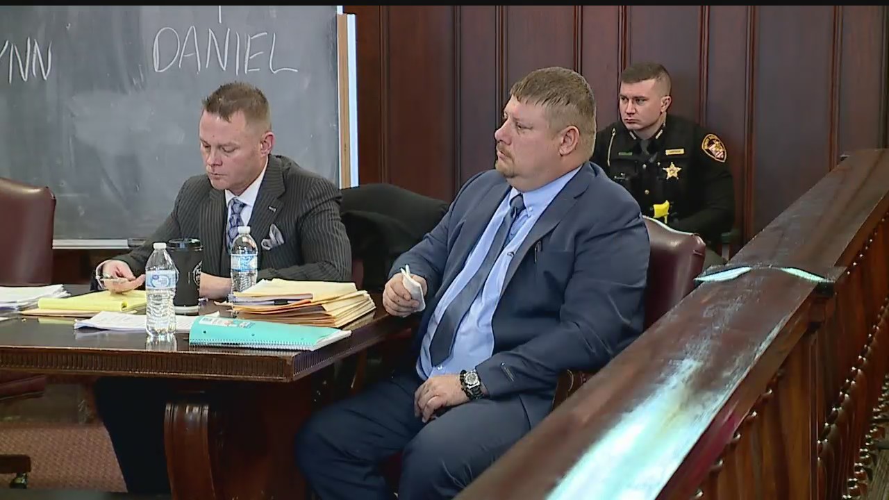 Defendant’s girlfriend testifies in Mahoning County murder case – WKBN.com