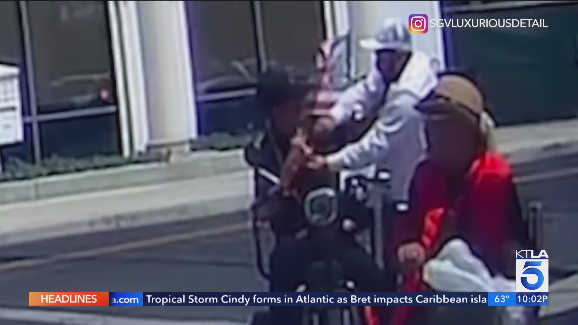 Good Samaritan stops man from robbing elderly couple in San Gabriel – KTLA