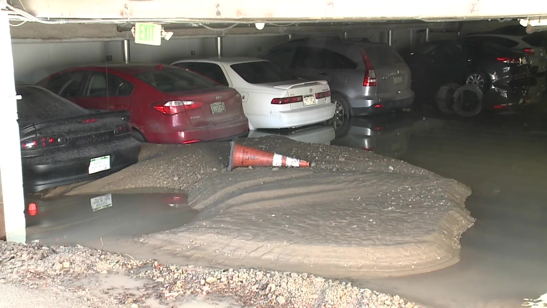 Water main burst floods parking garages – FOX31 Denver