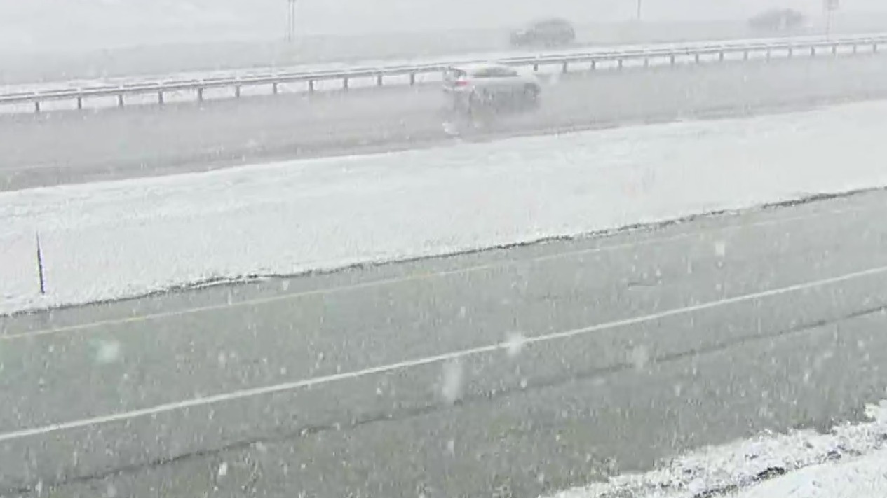 Denver weather: Snow accumulating in the high country – FOX31 Denver