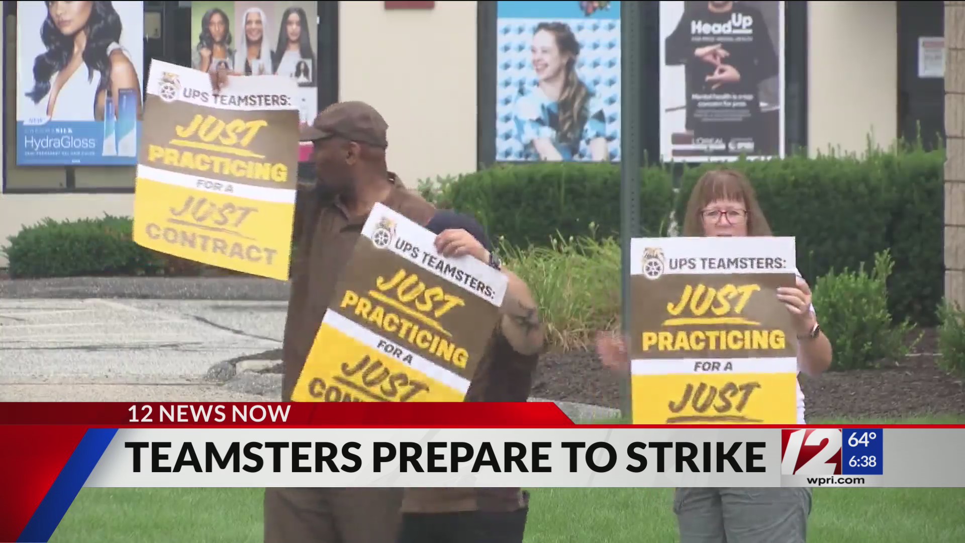 Ups Drivers Practice Picketing In Ri As Strike Looms Wpri