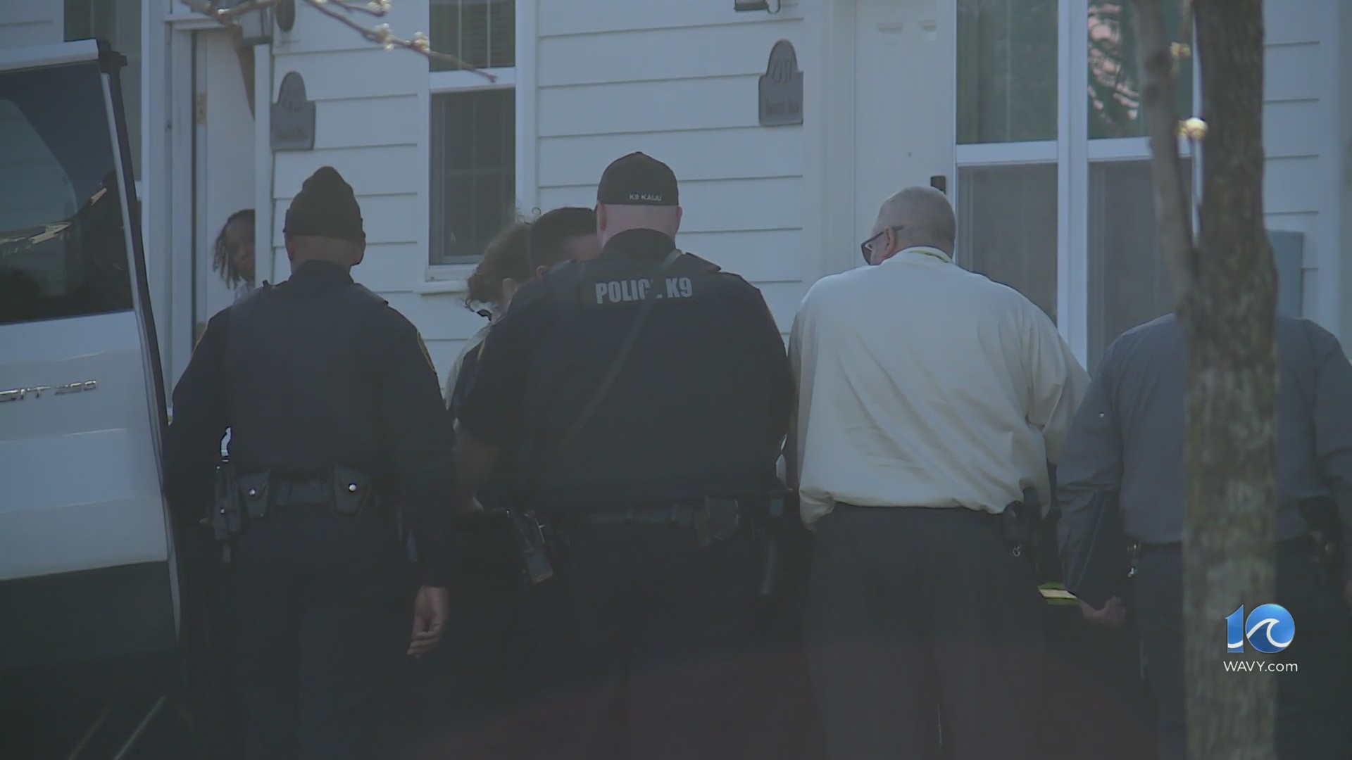 Police: Two people found shot to death in Portsmouth – WAVY.com