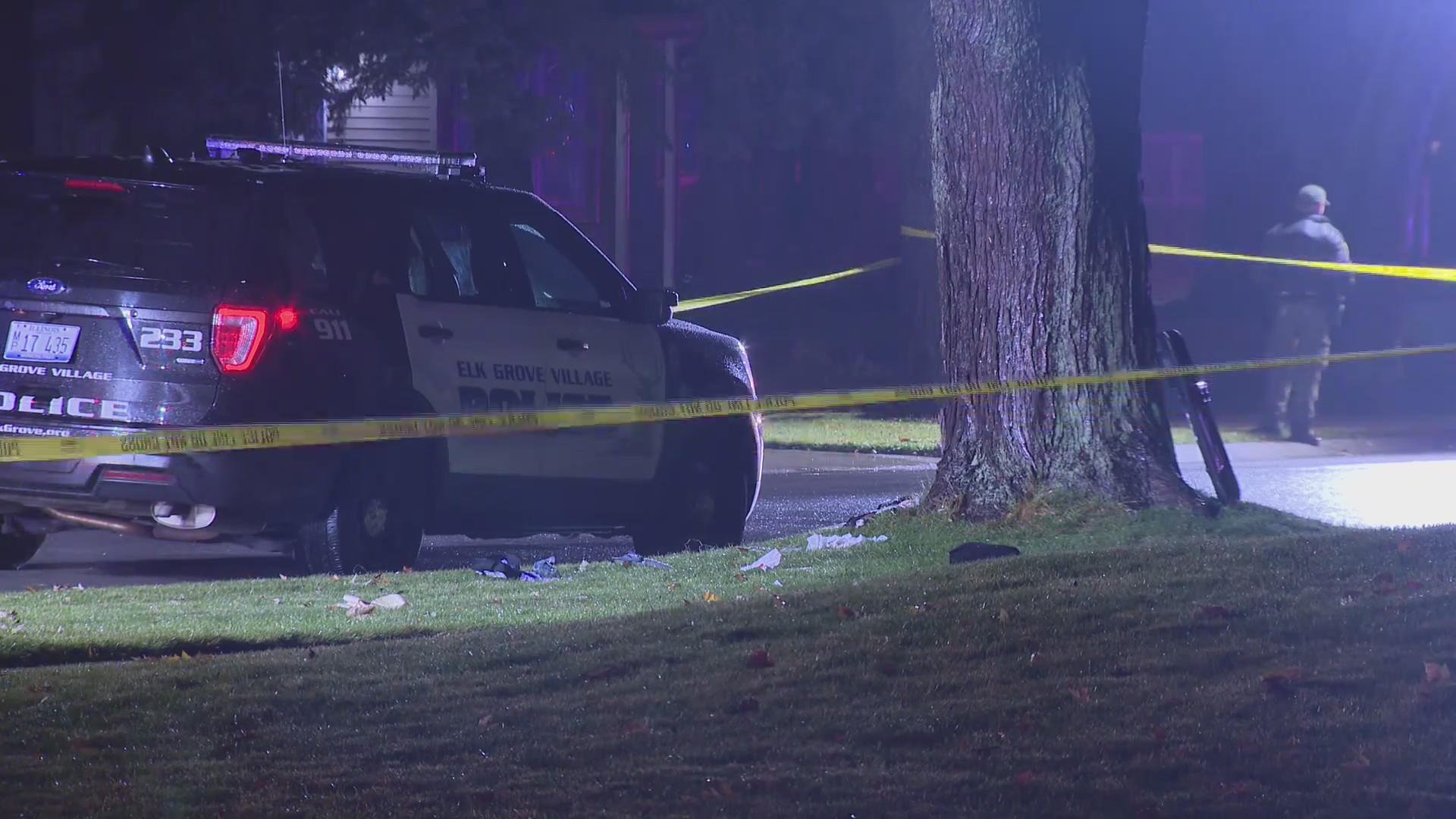 Man armed with a knife shot dead by officers in Elk Grove Village – WGN-TV