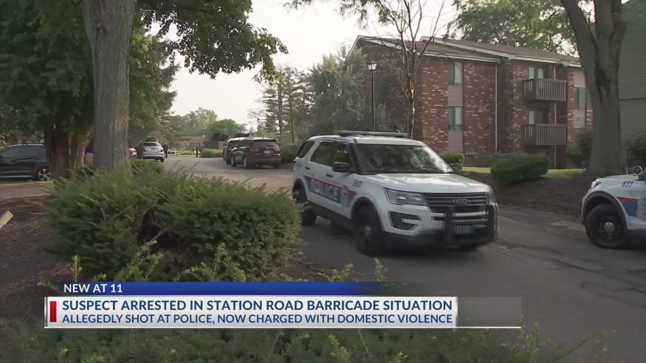 Suspect arrested after hours-long standoff with police in west Columbus ...