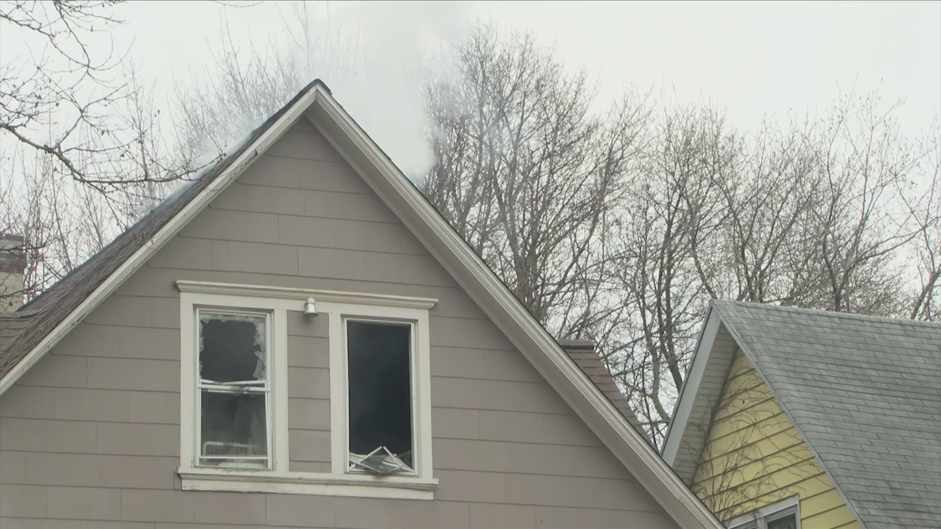 Fire crews respond to house fire on Grand Avenue – RochesterFirst