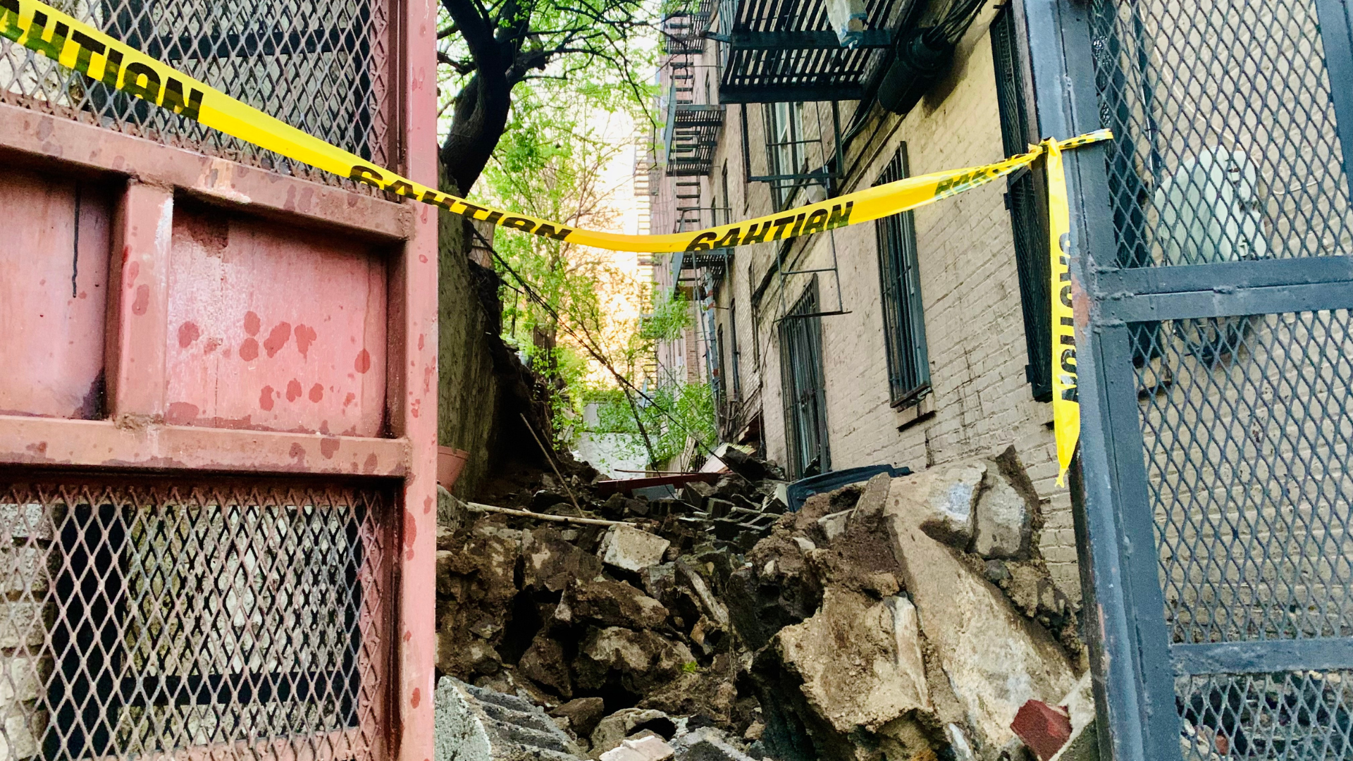 Heavy rain floods NYC roadways – PIX11