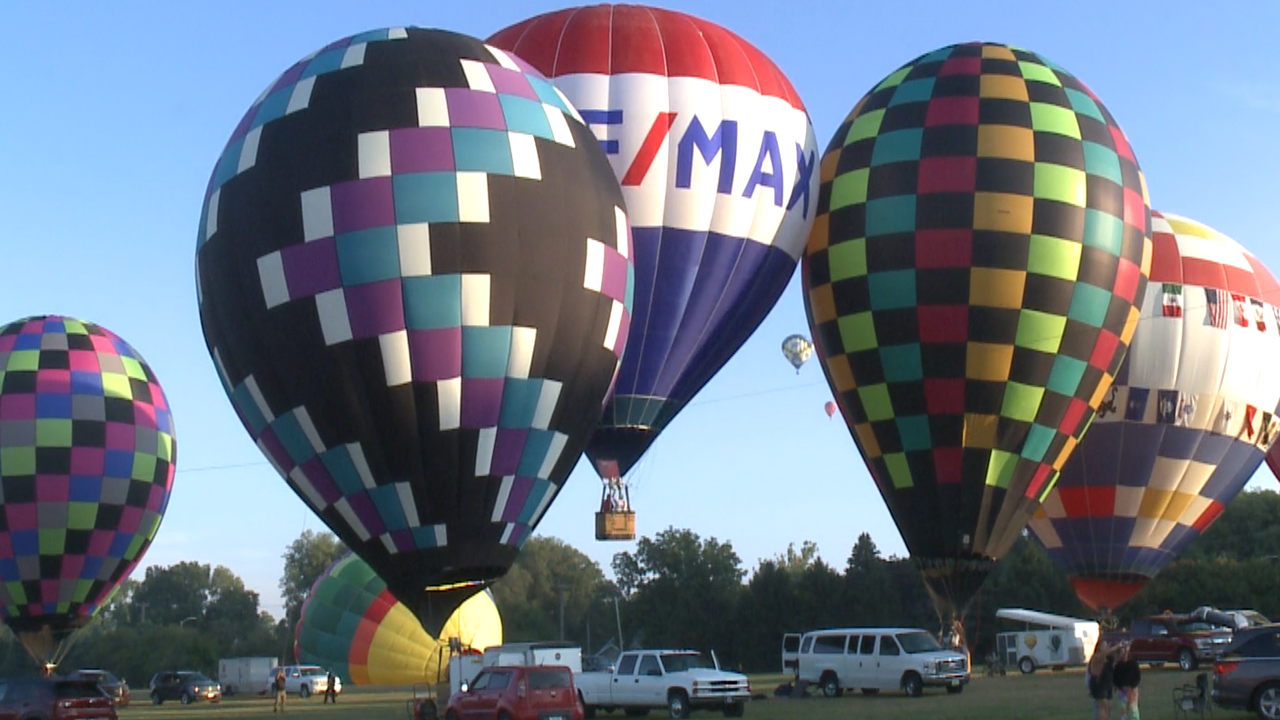 WATCH Hot air balloons take to the sky over Des Moines
